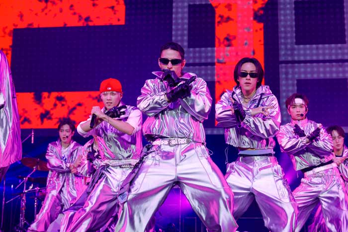 INI『COUNTDOWN JAPAN 25/26』今年ラストのフェス出演！幅広い楽曲で魅せ、存在感を鮮烈に刻む