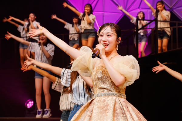 始球式で始まり六甲おろしで終幕！「NMB48 川上千尋卒業コンサート〜アイドルちっひーのラストイニング〜」オフィシャルレポート