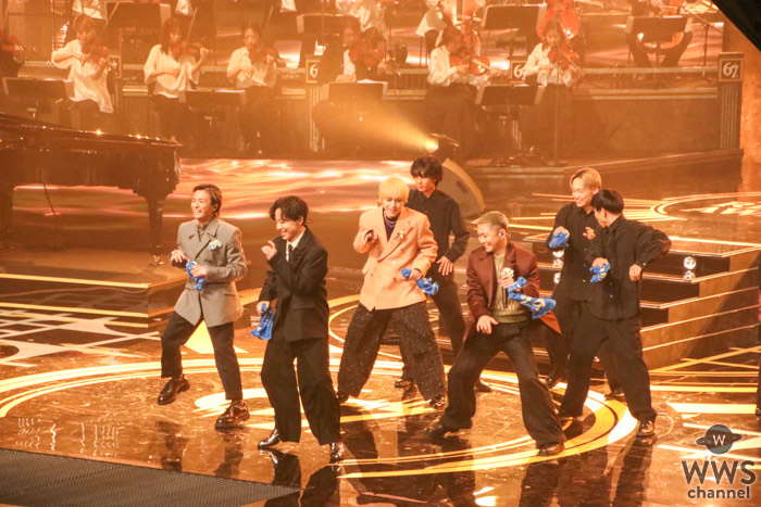 Da-iCE、タオルと大ジャンプで「ノンフィクションズ」熱唱【レコ大】〈第67回 輝く! 日本レコード大賞〉