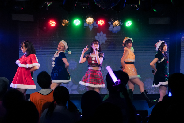 アップアップガールズ（２）東京・原宿RUIDOで単独ライブ『にきちゃんとクリスマスパーティー2025♡』開催！