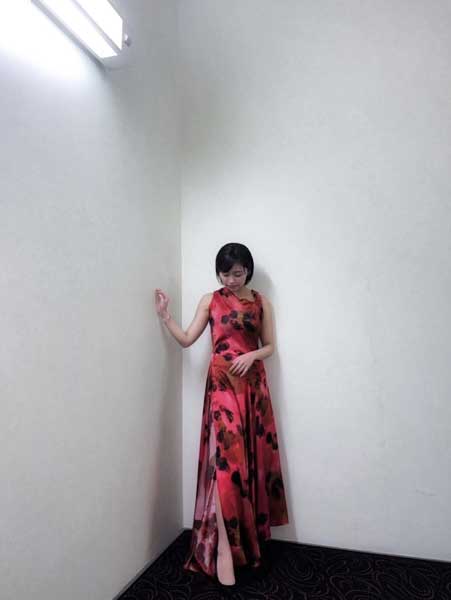 大原優乃、美貌あらわなドレス姿にファン悶絶！