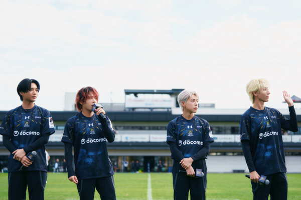 OWVが浦安に登場！ジャパンラグビーリーグワン所属の浦安D-Rocks 2025-26シーズン公式アンバサダーとして、満員の会場でサポーターを前に公式アンバサダー就任のご挨拶！