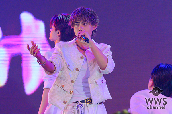 【ライブレポート】Seven Deuce、王子様すぎる純白衣装でパフォーマンス！「メジャーデビュー」サプライズ発表で会場は熱狂！＜Seven Deuce one-man LIVE 2025「Re:RAISE」＞