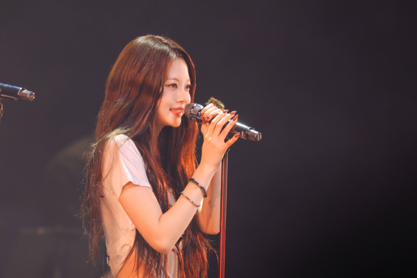 LE SSERAFIM、日本最大の年越し音楽フェスティバル『COUNTDOWN JAPAN 25/26』メインステージを完全掌握！