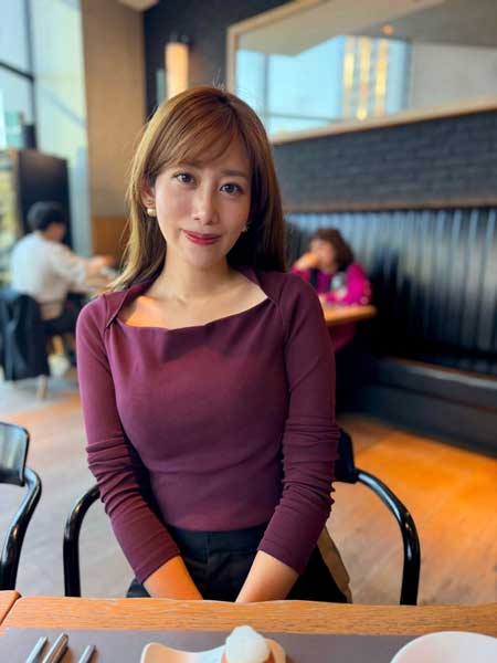 中川安奈、上品コーデできわだつしなやか曲線美に釘付け