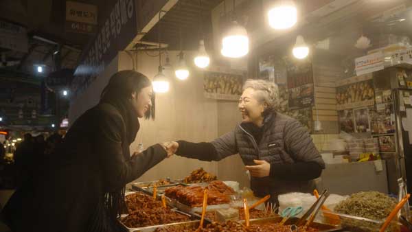 三吉彩花・森山未來ら旅好き芸能人による新感覚・海外旅ドラマ「ドラマ地球の歩き方」がCS初放送！