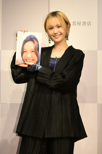 尾碕真花と映画監督・枝優花が韓国で2人旅！セカンド写真集は素を最大限に引き出した「大好きな人たちとの旅の思い出アルバム」のような仕上がりに