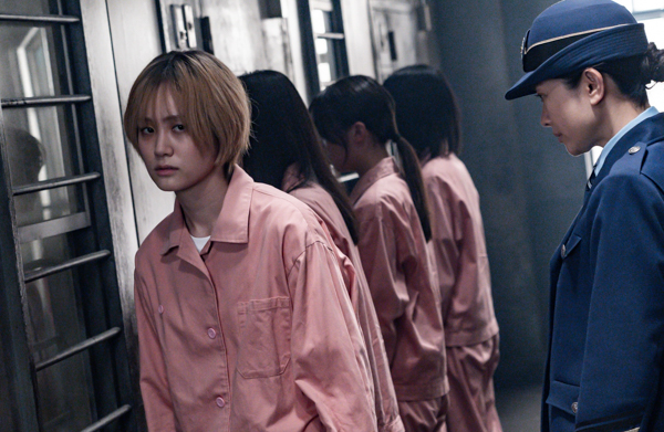 ジェシー、セットがリアルすぎて「気持ちが落ち込みます」篠原涼子主演・日本テレビ系1月期新日曜ドラマ『パンチドランク・ウーマン　−脱獄まであと××日−』舞台となる氷川拘置所セットが初公開！