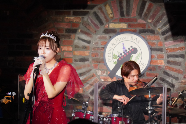 声優・由良朱合、初のディナーショー開催！＜イベントレポート＞