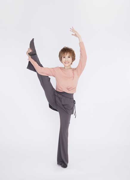 小柳ルミ子　SNSで話題沸騰！⼩柳ルミ⼦初ストレッチ本！2⽉13⽇全国発売！！『毎⽇少しずつ、柔らかい体になる！健康美を叶える「ルミ⼦流ストレッチ」』