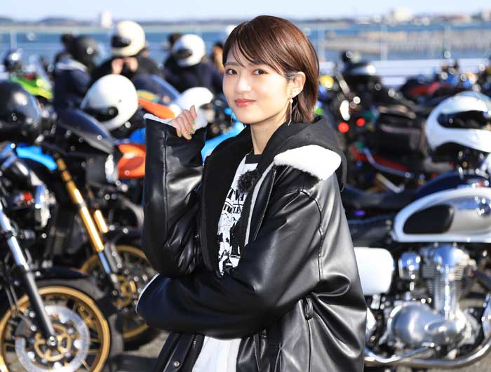 若月佑美が地元静岡で開催されたバイク・ミーティングに初参加！