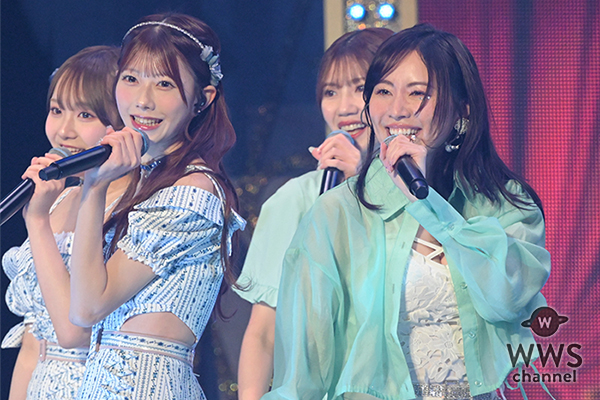 【写真特集】元SKE48・松井珠理奈＆北川綾巴、「パレオはエメラルド」をお揃いのエメラルドグリーン衣装で熱唱！＜AKB48 20th Year Live Tour 2025 in 日本武道館＞