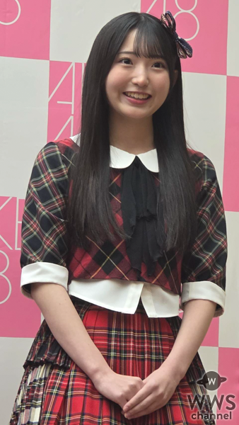 未来のセンター登場！？推し候補続出の予感、AKB48 21期研究生がタータンチェックのミニスカート衣装で登場！＜高橋舞桜・田中沙友利・牧戸愛茉・森川優・渡邉葵心＞