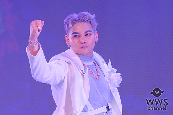 【ライブレポート】Seven Deuce、王子様すぎる純白衣装でパフォーマンス！「メジャーデビュー」サプライズ発表で会場は熱狂！＜Seven Deuce one-man LIVE 2025「Re:RAISE」＞