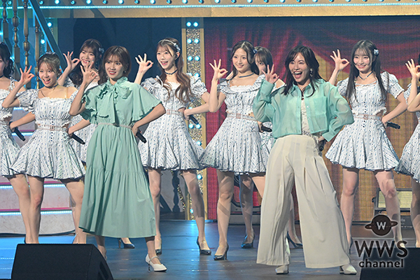 【写真特集】元SKE48・松井珠理奈＆北川綾巴、「パレオはエメラルド」をお揃いのエメラルドグリーン衣装で熱唱！＜AKB48 20th Year Live Tour 2025 in 日本武道館＞