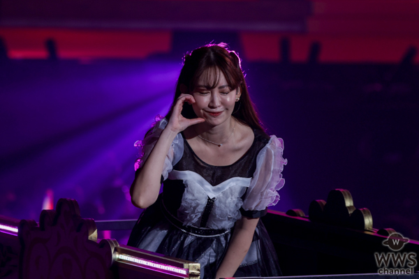 【写真特集】元AKB48・小嶋陽菜、美脚あらわなミニ丈ドレスで「ハート型のウイルス」を熱唱！＜AKB48 20th Year Live Tour 2025 in 日本武道館＞