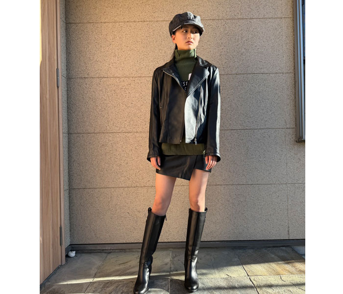 現役中学生・HINAさん、黒の革ジャン＆ロングブーツで語る！ 「いつもはハーバーランドか三宮、難波へお買い物に行きます」＜表参道ティアラランウェイ＞