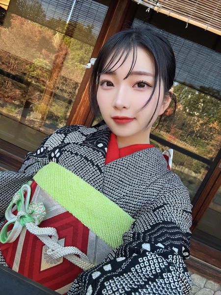 独特な世界観の新進アーティスト・吉田いをん、音楽を始めたきっかけを語る！