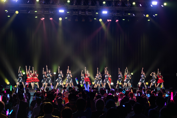 ハロプロ研修生14人がZepp DiverCityに集結！冬曲満載の『Winter Wonderland！』第1部にロージークロニクルも登場