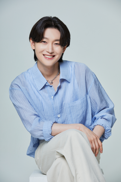 キム・ヨンビン、大阪開催の日韓交流イベントで日本のファンへの思いを語る！ 「トロット一筋の道を一緒に歩み、見守っていただけたら」