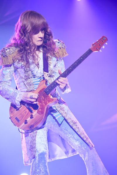 THE ALFEEデビュー51周年！105回目の日本武道館ライブ。ロックバンドとして最多記録更新！前人未到の通算ライブ本数の3000本迄あと７本！