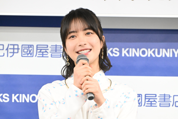 藤崎ゆみあの初めての記憶が詰まったファースト写真集が発売！ ギリシャ・メテオラでの撮影は「自分の中でしっかりとこの思いを受け止めて、忘れたくない」