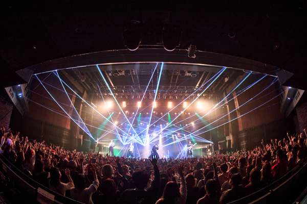 ViViD、再始動も残り3カ月。3月27日、バンド史上最強無敵の姿を豊洲PITに刻む