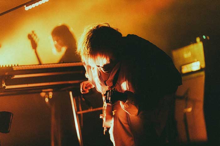 秋山黄色、2026年3月にホールツアー開催！タイトルは魔法のもしも。