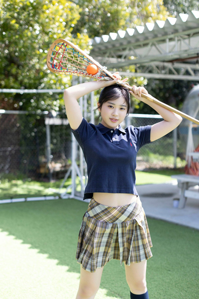 出演作品が続く期待の若手女優・矢野ななか、最新のデジタル写真集『透明なファム・ファタル』が発売！