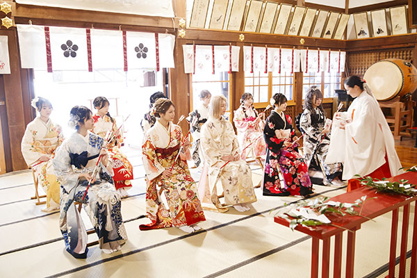 【動画】NMB48、二十歳のつどいで新成人メンバーが語る！キャプテン・塩月希依音「大阪城ホール規模の1万人以上の会場でライブをしたい」