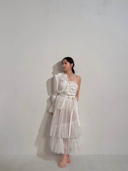 森香澄、透明感バクハツ！圧巻のチュールドレス姿にファン「可愛すぎる〜！！」