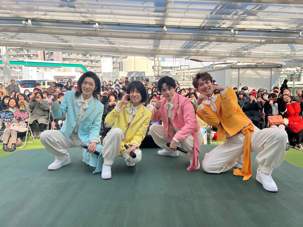 純烈の弟分グループ「モナキ」、初のリリースイベントでデビュー曲初披露＆衣装初お披露目！