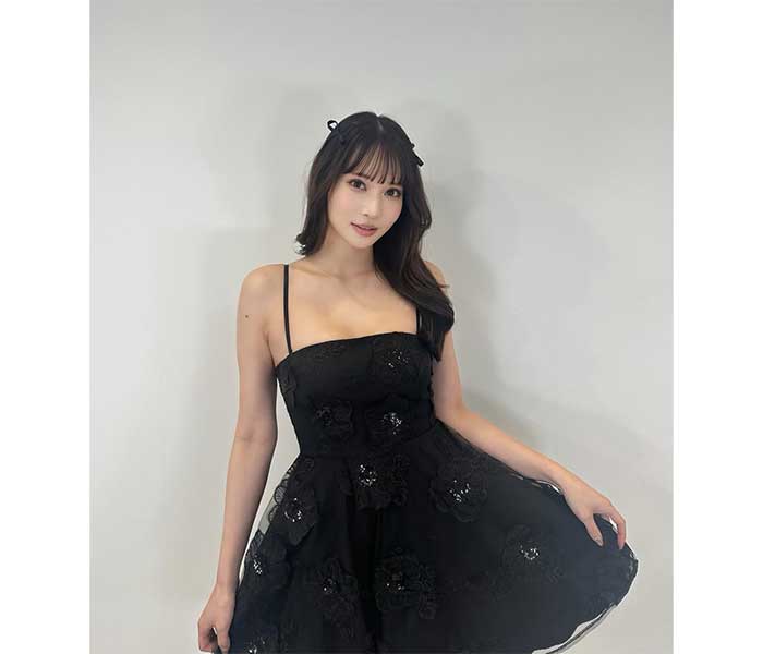 大野真依、ブラックドレスで大人ムード全開！大人かわいい姿に「真依ちゃん新年から綺麗だなぁ」の声