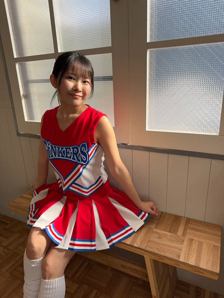 大條美唯、赤×白×青のチア風ルックが破壊力抜群！！元気かわいいが刺さるカット大公開