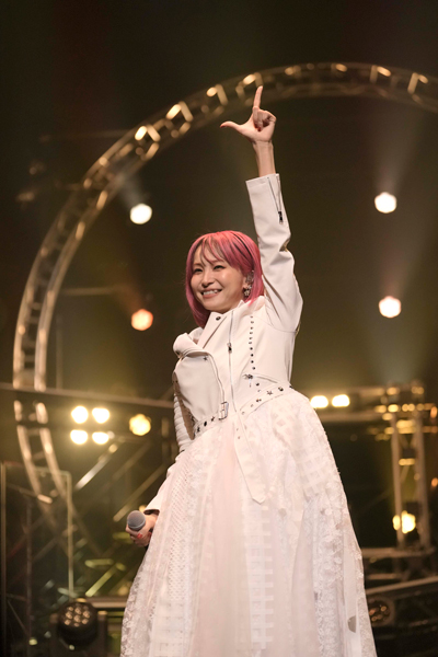 LiSA、約2年ぶりの全国ホールツアー、全18公演を完走し約4万人を動員！＆東京公演のライブ写真が初解禁！！