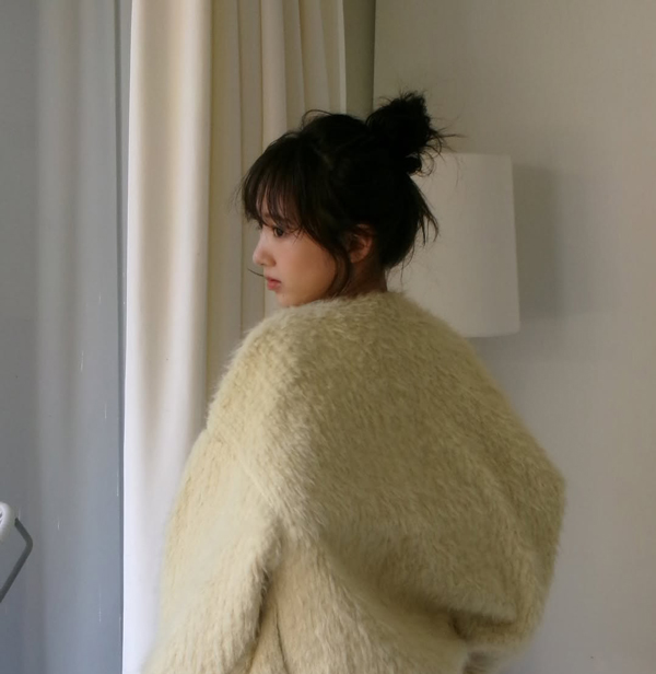 横野すみれ、スラリ美脚が映える後ろ姿にファン惚れ惚れ「めちゃくちゃ素敵です」