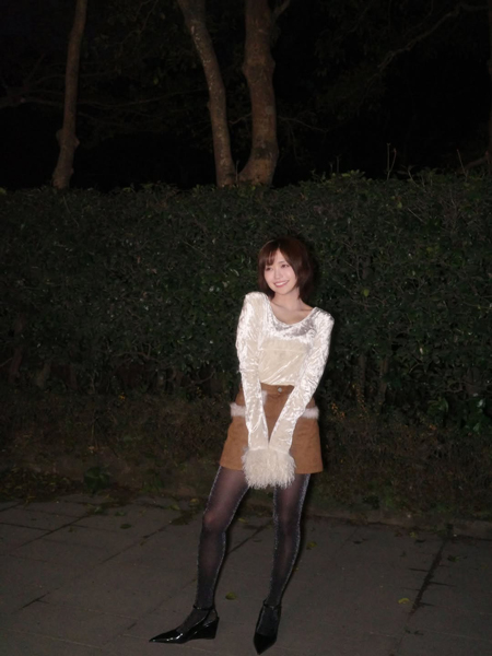 大原優乃、キラキラタイツで浮かび上がる脚線美!圧巻のスタイルにファン歓喜の声