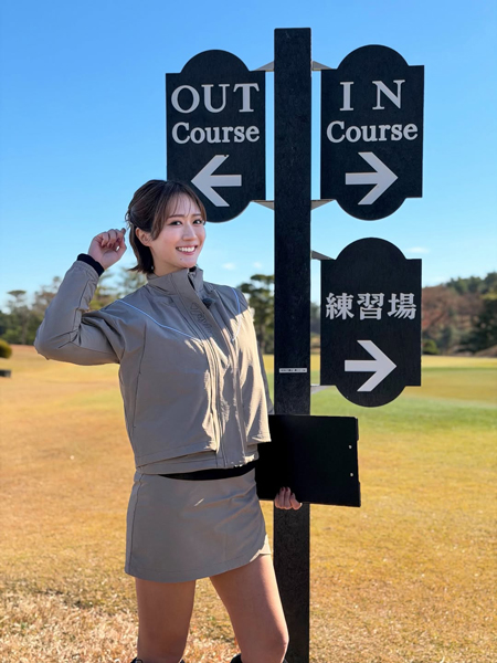 破壊力抜群！藤澤響花、ミニスカで脚見せバランスがたまらないカット公開