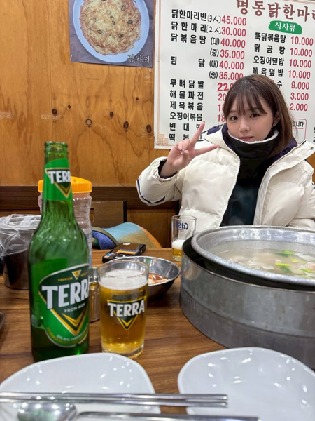 篠崎愛「いつまでも天使すぎる」もぐもぐショットにファン悶絶！