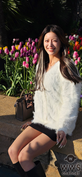 【写真特集】あすみん、東京ディズニーシー(R)に白と黒のコントラストが絶妙なミニ丈コーデで登場！タワー・オブ・テラー「アンリミテッド」を体験