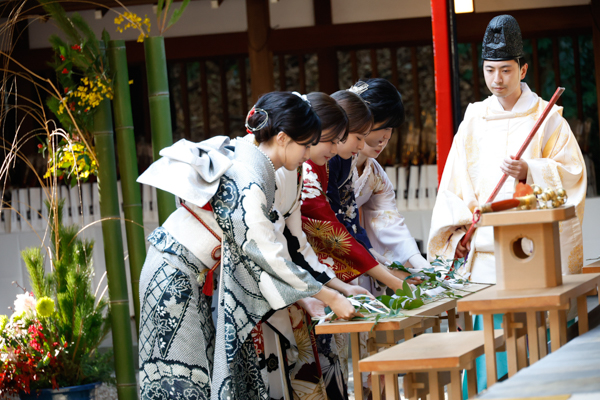 乃木坂46、乃木神社にて成人式を実施！新成人となる5人のメンバーは「パカラッパカラッ世代」に。