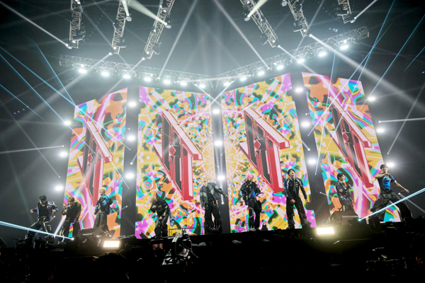 JO1が4年連続出演『GMO SONIC 2026』 SNSで話題のしまじろう曲カバーや、人気曲のEDMver.を含む全12曲で大ボリュームの迫力パフォーマンス！＜ライブレポート＞