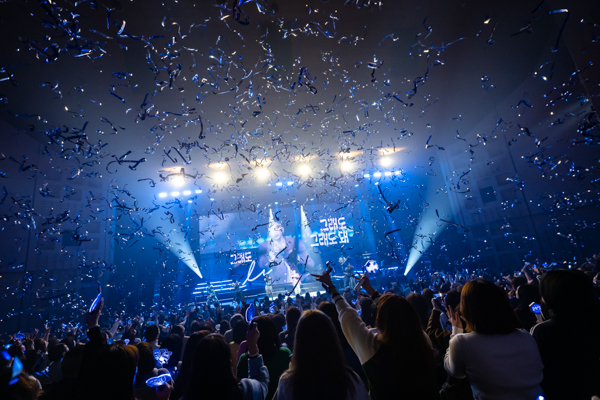 2PMのWOOYOUNG、日本ソロデビュー10周年を記念した自身初のベストアルバムが好調の中、ソロコンサートが神戸で大盛況のファイナル！