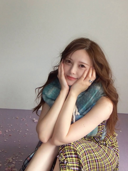 白石麻衣、「可愛すぎる」オフショットにファン悶絶！