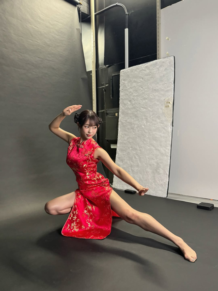 堀江聖夏、美脚踊る！躍動感MAXのパワフルカットでファン圧倒