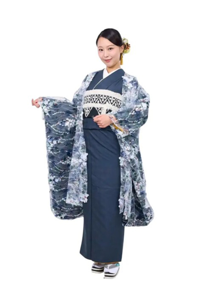 ミス・ユニバース・ジャパン2025準グランプリ藤田早葵が振袖姿を披露