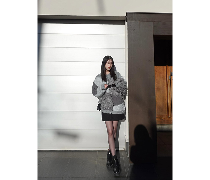 中野恵那、脚線美が美しい私服コーデにファン「可愛くてカッコいい」