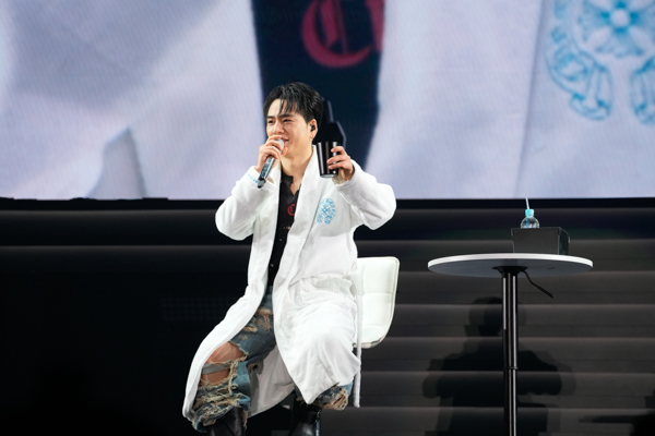 ØMI、約3年半ぶりとなるソロ公演『ØMI LIVE 2026 〜INFINITY MOON〜』 Day3︓FINAL NIGHT 〜THE FUSION〜』オフィシャルレポート