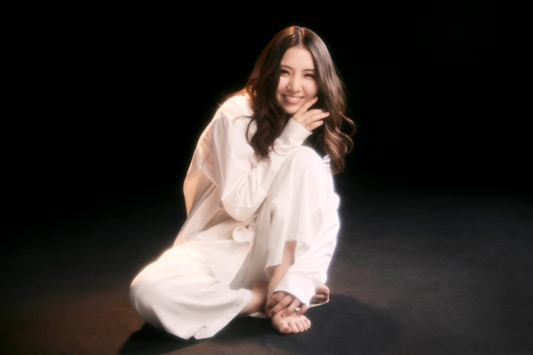 阿部真央、NHK「みんなのうた」で放送中の新曲「Buddy」を配信リリース！