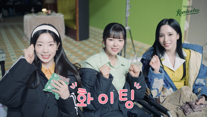 TEAZEN×TWICE　イメージモデル就任イベントを実施＜イベントレポート＞